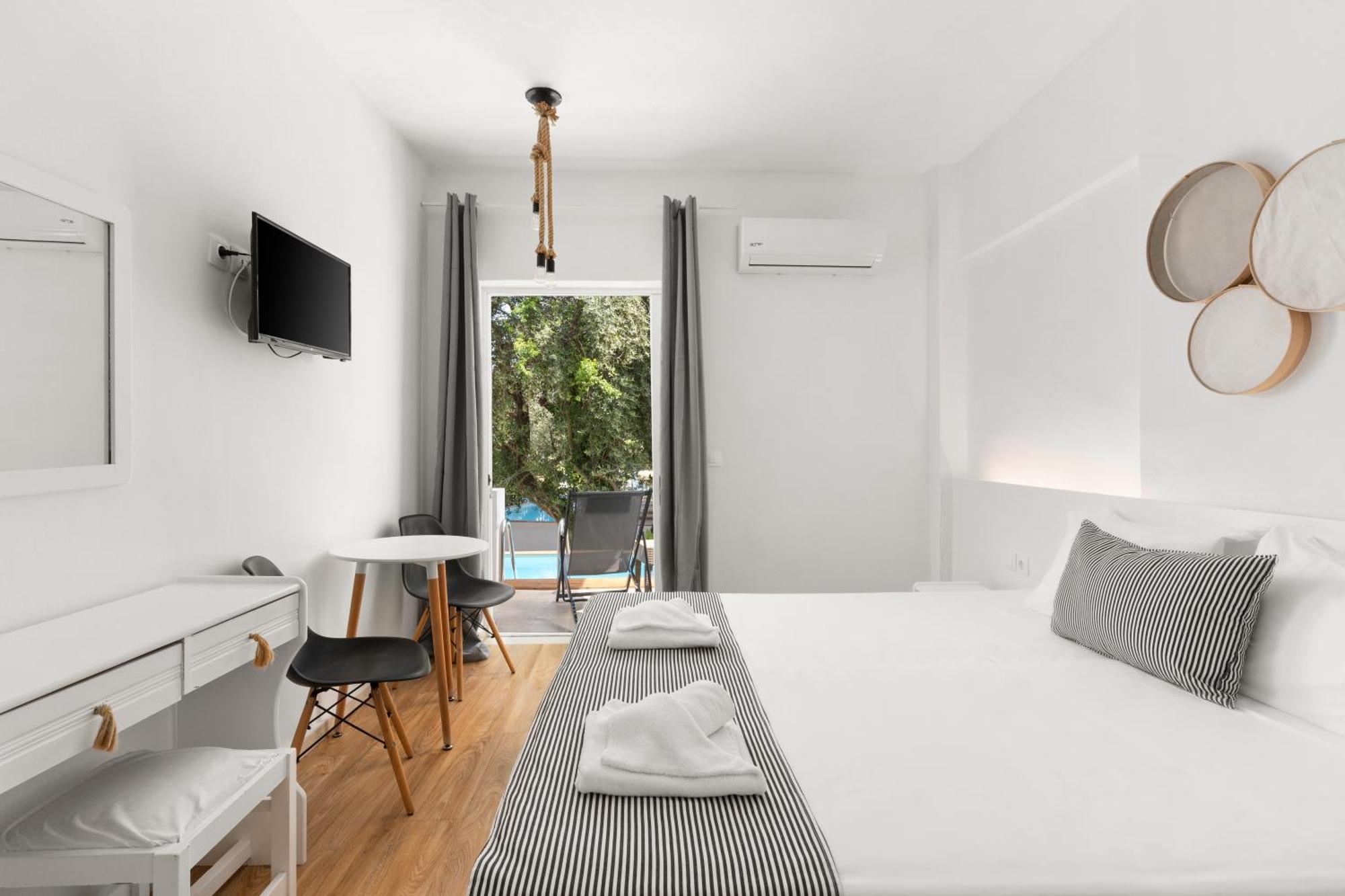 Hotel Mr And Mrs White Corfu Couples Retreat Adults Only Acharavi  Exterior foto
